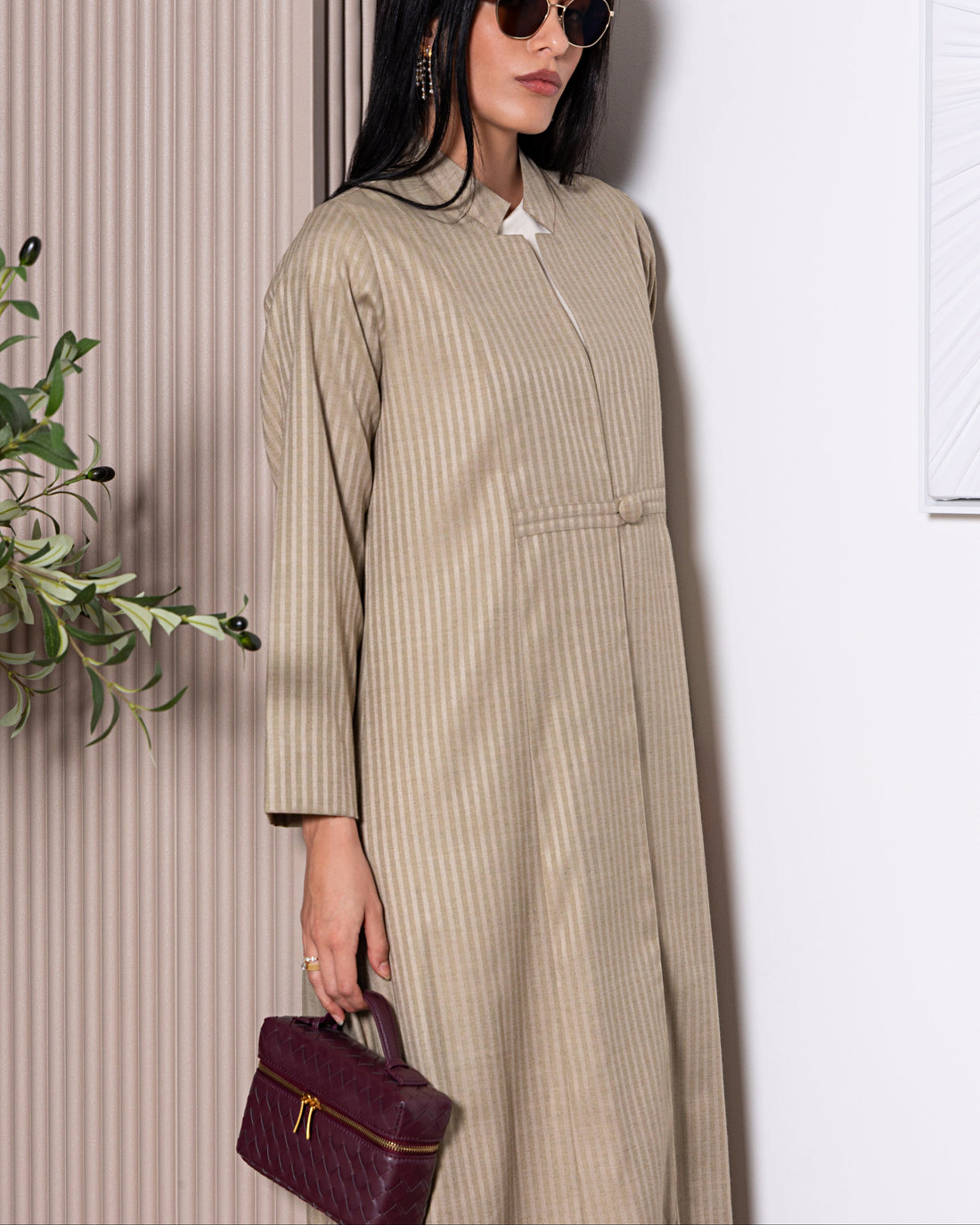 Sara Abaya in Gold